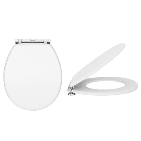 Chatsworth Close Coupled Traditional Toilet + Soft Close Seat - Image 2