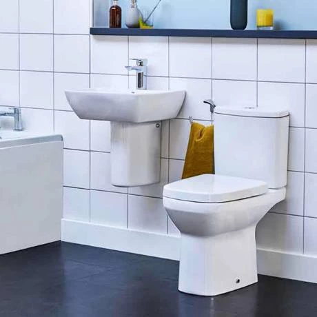 Britton MyHome Close Coupled Toilet + Soft Close Seat - Image 2