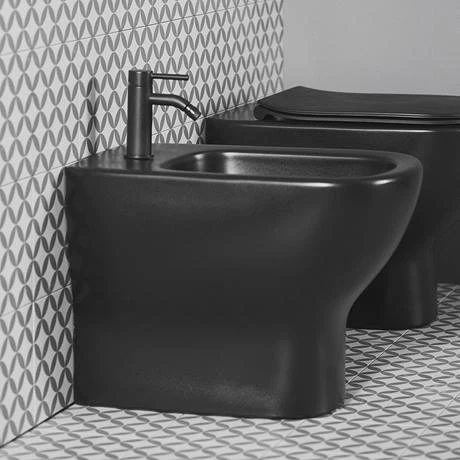 Ideal Standard Tesi Silk Black Back to Wall Bidet - Image 3