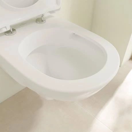 Villeroy and Boch O.novo Compact Rimless Wall Hung Toilet + Soft Close Seat - Image 2